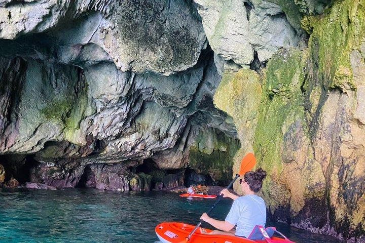 Syracuse: Kajakexcursie tussen de grotten en Ortigia