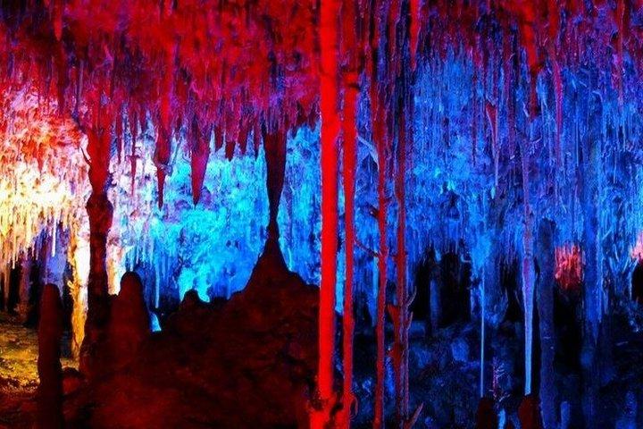 Hams Caves eventyr i dybden