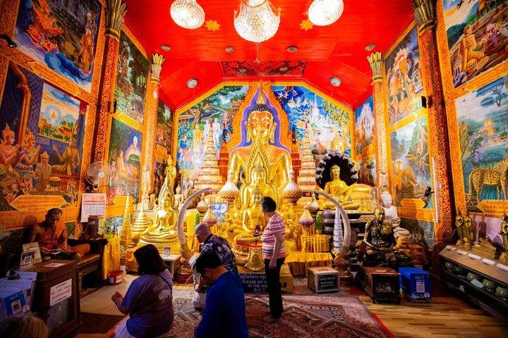 Nattur i Wat Umong og Doi Suthep i Chiang Mai med afhentning