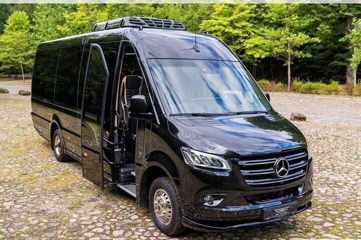Private One Way Transfer from Brussels to Paris