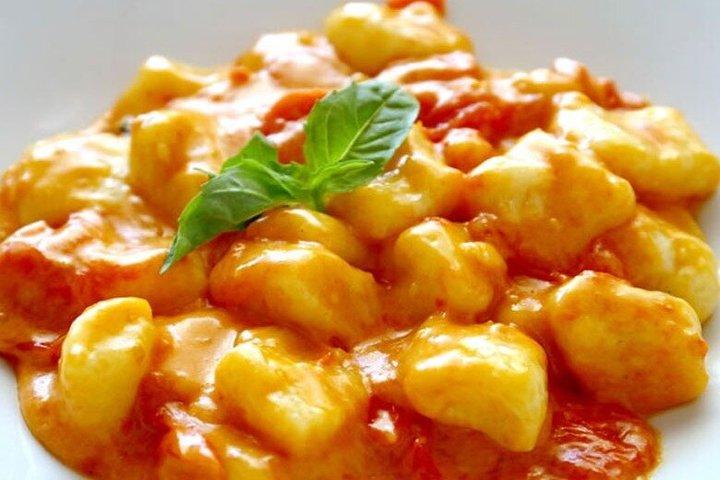Sorrento Small-Group Food Tour med fuld måltid af Do Eat Better
