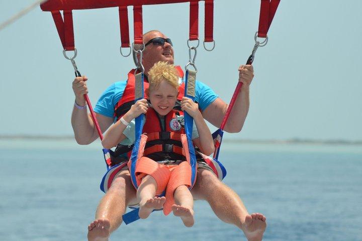 Hurghada - VIP Hula Hula Island Trip, Parasailing & Transfer