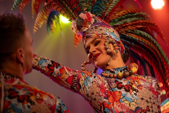 Show Cabaret Oh Caesar in Paris only