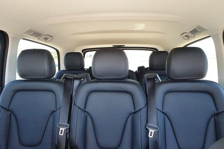 Privater Flughafentransfer: Porto nach Braga oder Guimarães