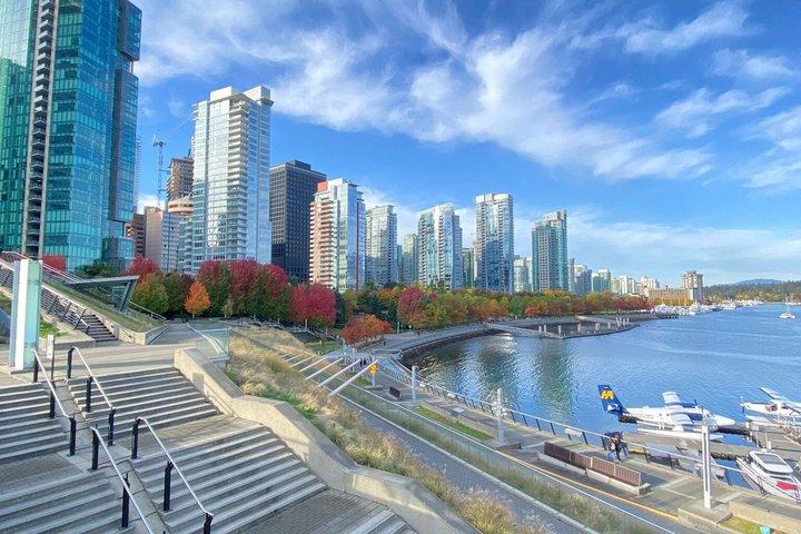 Vancouver Tour in kleiner Gruppe mit Stanley Park & Granville Island