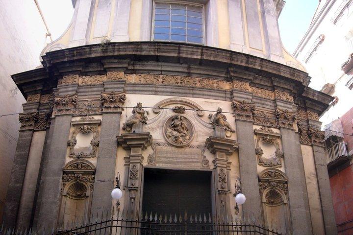 Visite guidée de Naples, ville sombre : crimes, fantômes et légendes