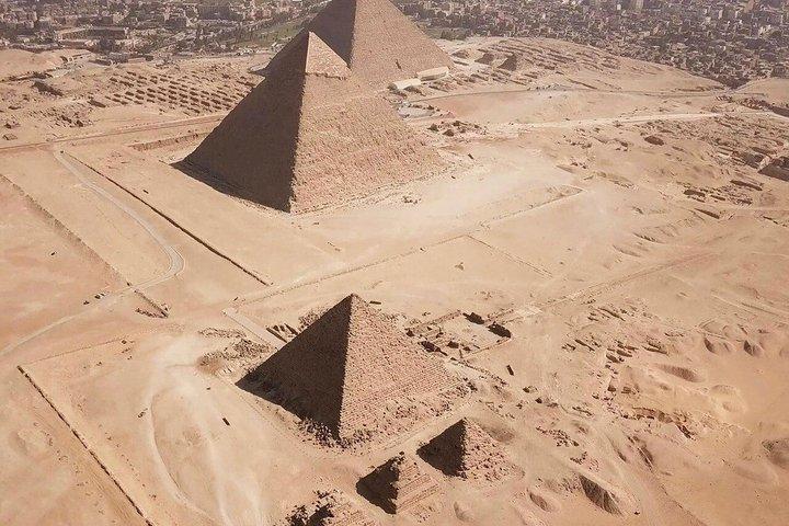 Grand Egyptian Museum & Pyramids from Alexandria Alberghi