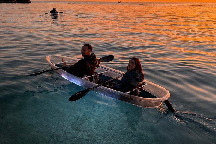 Excursión en kayak desde el atardecer hasta el anochecer