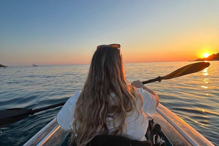 Excursión en kayak desde el atardecer hasta el anochecer