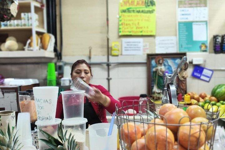 Mexico City Walking Vegan Food Tour in Roma Norte