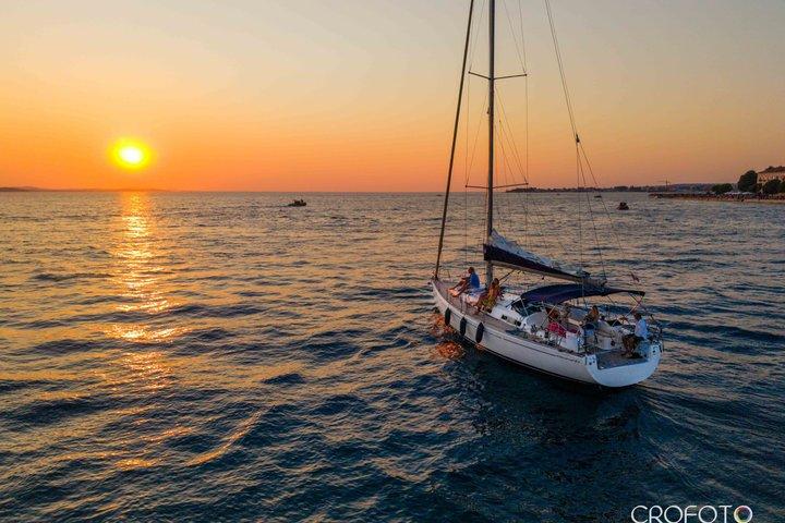 Expérience de navigation au coucher du soleil à Zadar