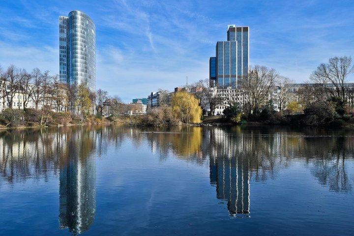 Ontdek moderne Düsseldorf-Iconische architectuur & Scenic Waterfront