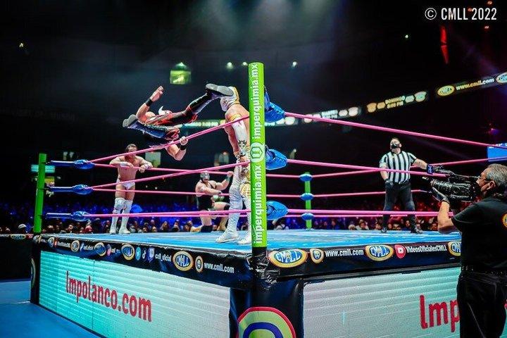 Wrestling Night at Arena Mexico