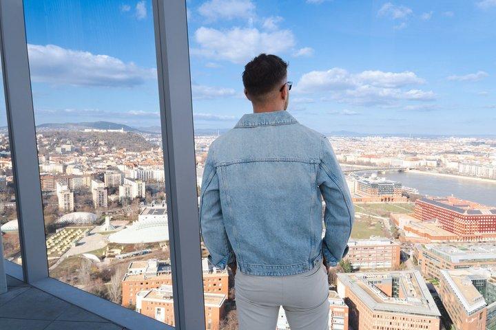 SkyDeck Tower – Budapest Panorama & AR Experience