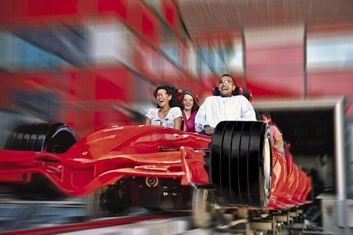 Entré til Ferrari World Abu Dhabi