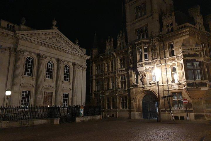Oxford's Ghost Walking Tour di Oxford