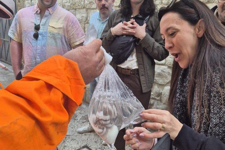 地元の人のようにバーリを訪ねる:地元の歴史、文化、プーリアの屋台料理