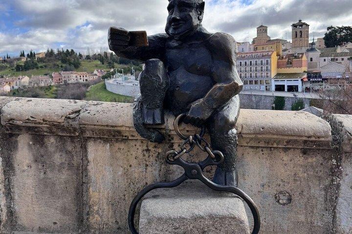 Madrid : Segovia + Ávila Tour com monumentos e almoço gastronômico