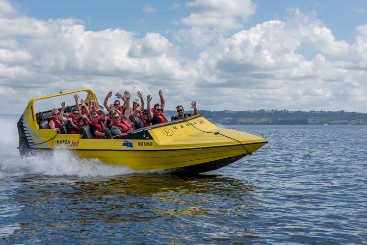 Katoa Jet Boottocht op Lake Rotorua