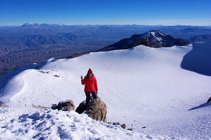 2 Days Chachani Volcano Trekking in Arequipa