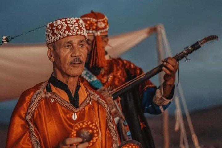 Marrakech : Kamelentocht en zonsondergang & dinershow in Agafay Desert