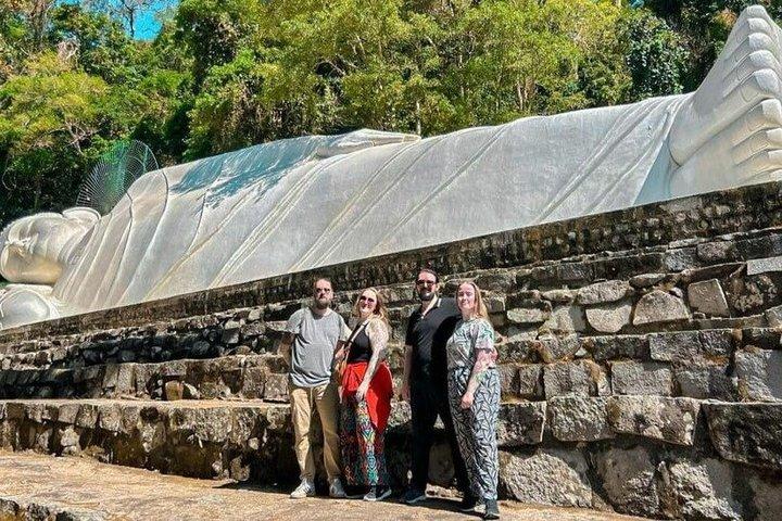 Mui Ne: Cidade de Phan Thiet, Torre de Cham, Montanha de Ta Cu, Buda Lying