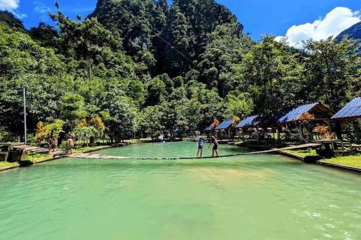 Vang Vieng : カヤック&ウォーターケイブ&タムチャン&ブルーラグーン2
