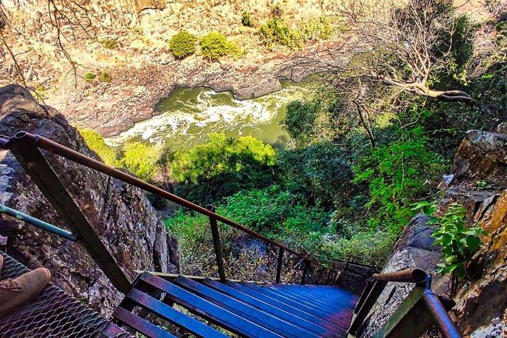 Victoria Falls Gorge Guided Hike with Zambezi River View
