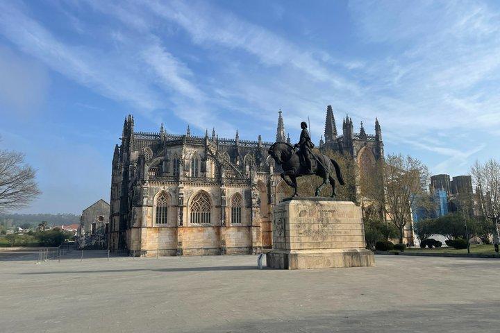 Desde Fátima : Batalha, Alcobaça, Nazaré Tour Privado