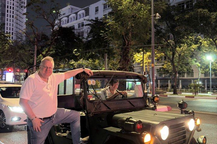 Autêntico Saigon Street Food Tour por US Army Jeep ou motocicleta