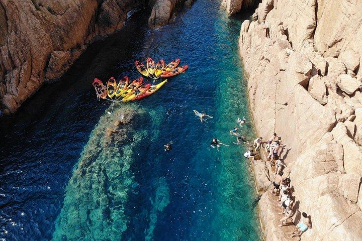 Costa Brava Tour : Kajak-, Schnorchel- und Klippensprung ab Barcelona