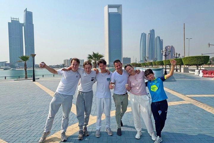 Abu Dhabi Tour vanuit Dubai : Grote Moskee & de belangrijkste attracties van de stad