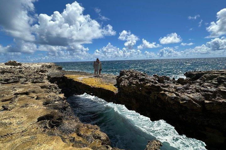 Antigua East Coast Explorer : Betty's Hope, Devil's Bridge & Beach