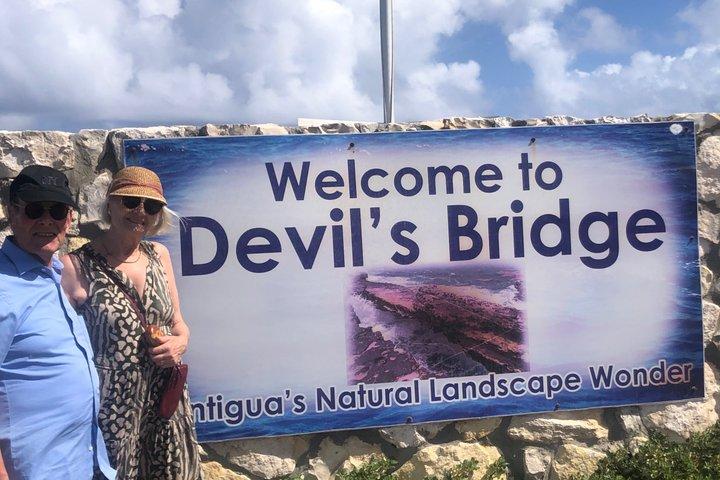 Antigua East Coast Explorer : Betty's Hope, Devil's Bridge & Beach