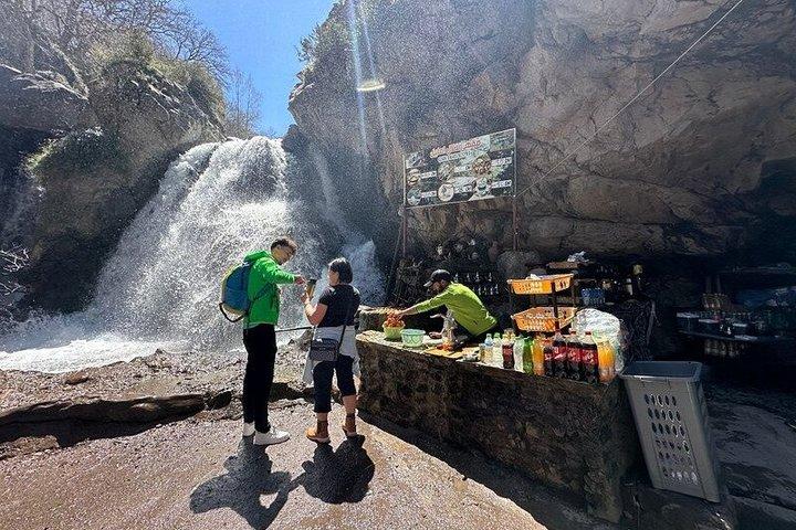 Marrakech: High Atlas, Vale de Imlil e caminhada pelas Cataratas