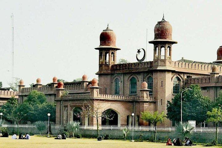 Faisalabad Stadtrundfahrt ab Lahore