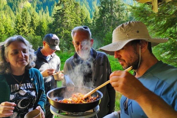 De Sofia: Foragitar fungos e comida selvagem experiência com Dobrin
