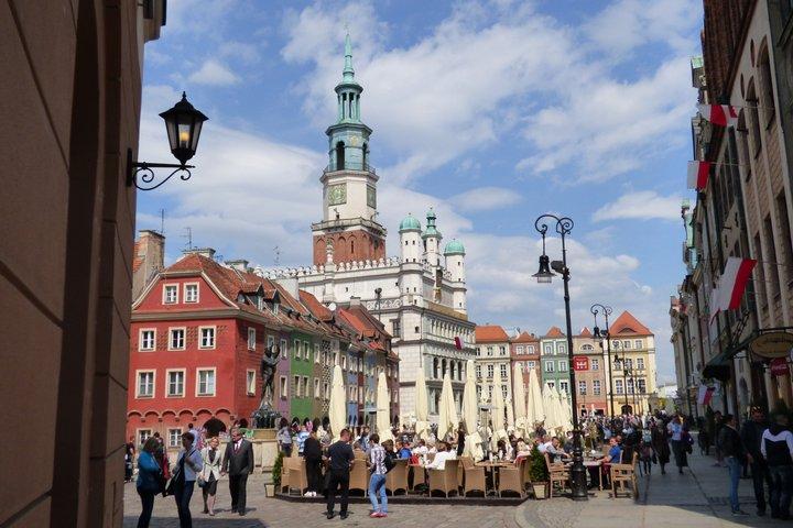 Poznań Highlights Bike Tour with Local Guide