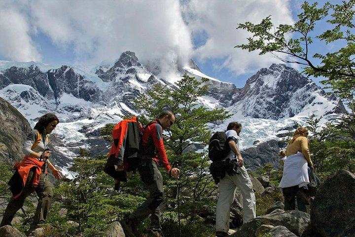 El Chaltén: Full Day Winter Trekking to Laguna Capri