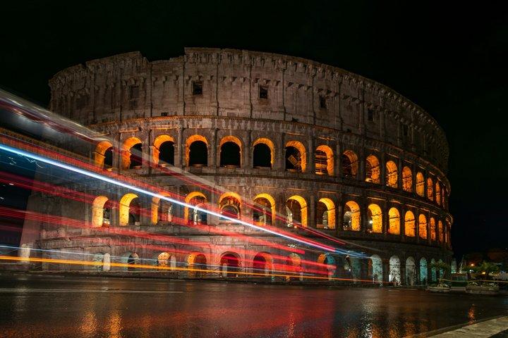 Rome Colosseum All Access Visite nocturne souterraine avec arène
