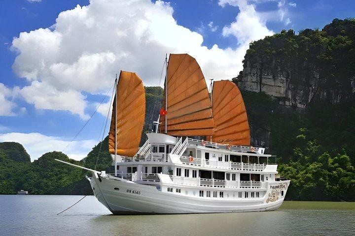 ハノイ:ガーデンピーククルーズで2D1N景色白頭龍湾の旅