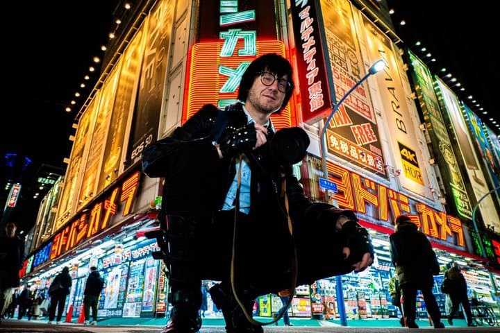 Shinjuku Neon Night Photo Tour with Pro Photographer