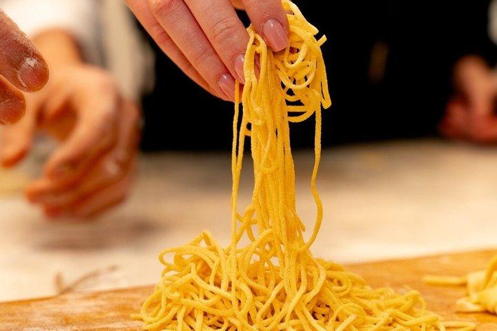 イタリア語料理教室フレッシュパスタと伝統ティラミス