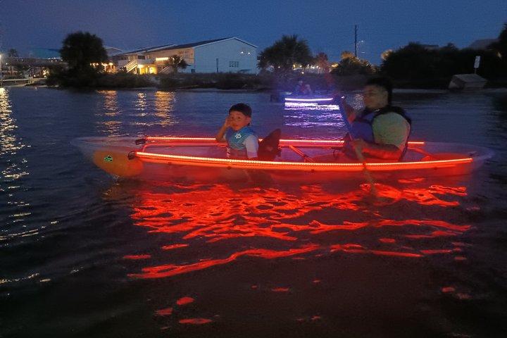 Glowing Clear Kayak Adventure em Destin Harbor
