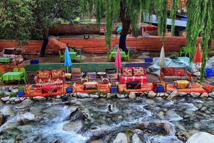Marrakech: Ourika valley, atlas mountains: waterfalls lunch