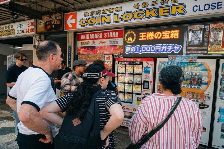 Tóquio: Vending Machine Adventure Walking Tour