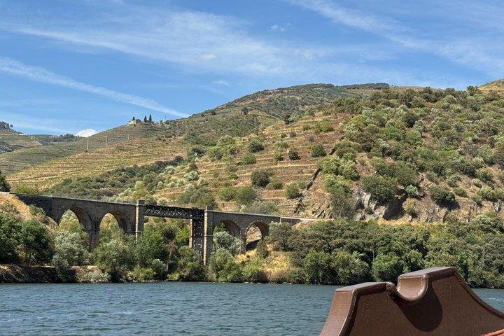 Douro-vallei en riviertour vanuit Porto met lunch en wijn