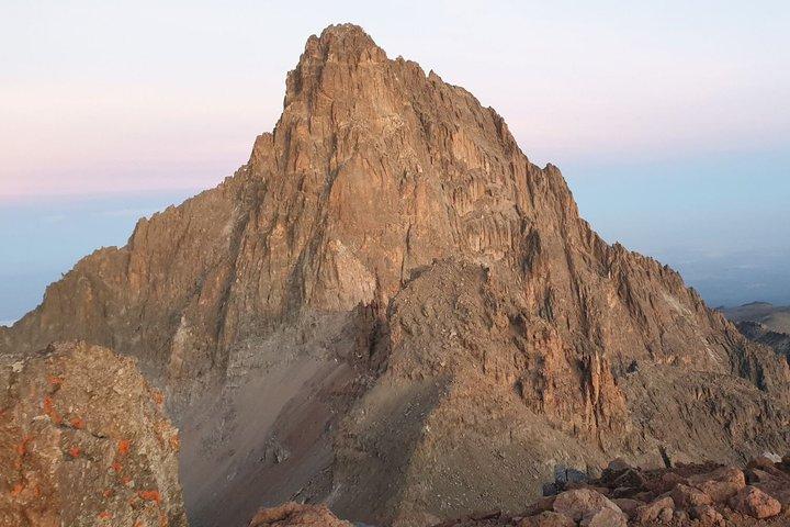 Excursão de um dia no Monte Quénia a partir de Nairobi com almoço