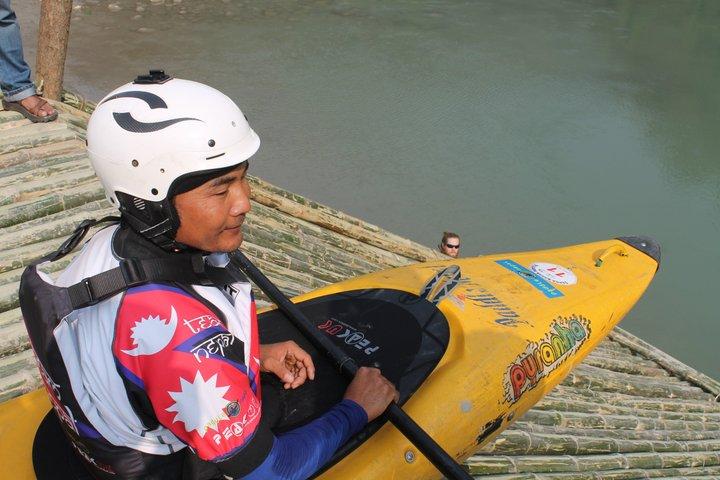 A day Kayaking experience in Trishuli River