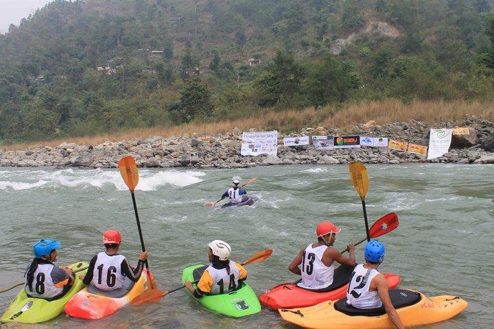A day Kayaking experience in Trishuli River